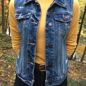 Hollister jean vest